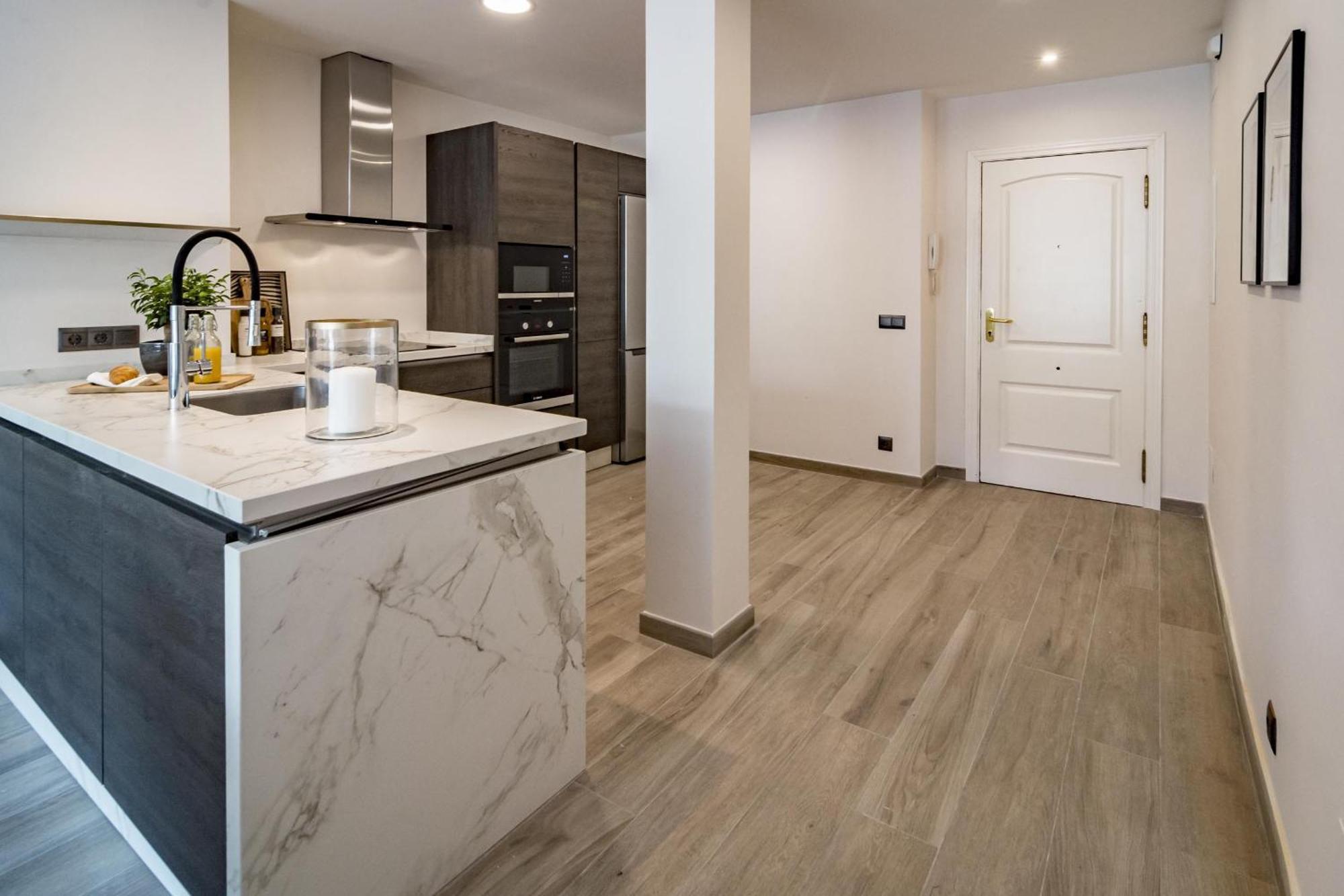 Pr - Stunning Flat Front Line Beach Puerto Banus Marbella Luaran gambar